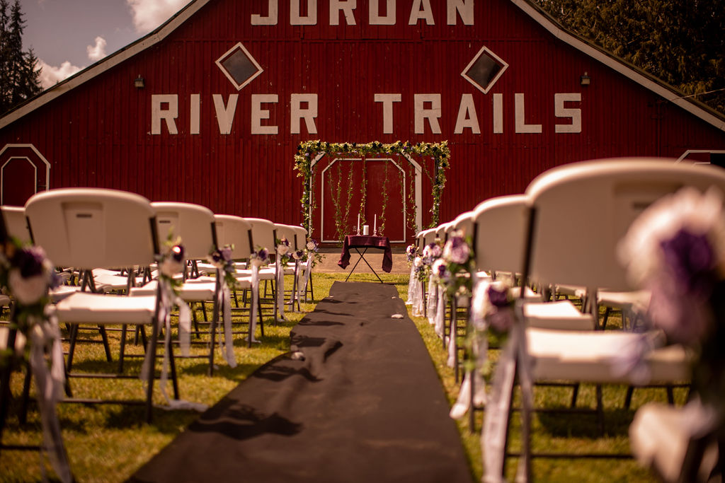 Wedding ceremony at Jordan River Park in Arlington Washington