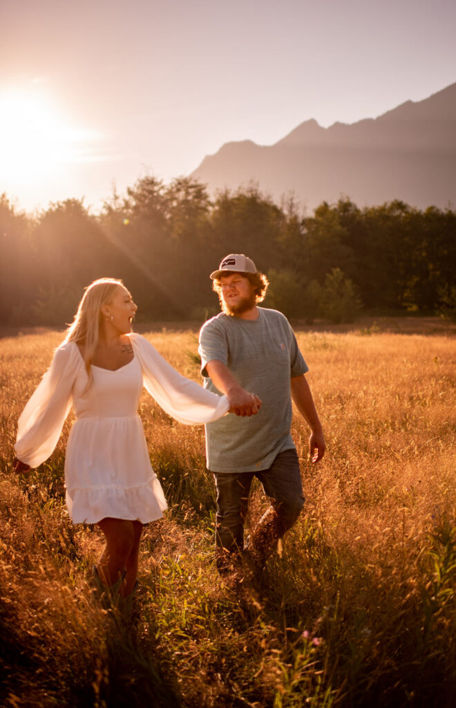 Golden hour mountain engagement photos in the fields of Washington