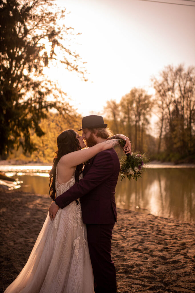 Bride and grooms Snohomish County wedding bride and groom portraits