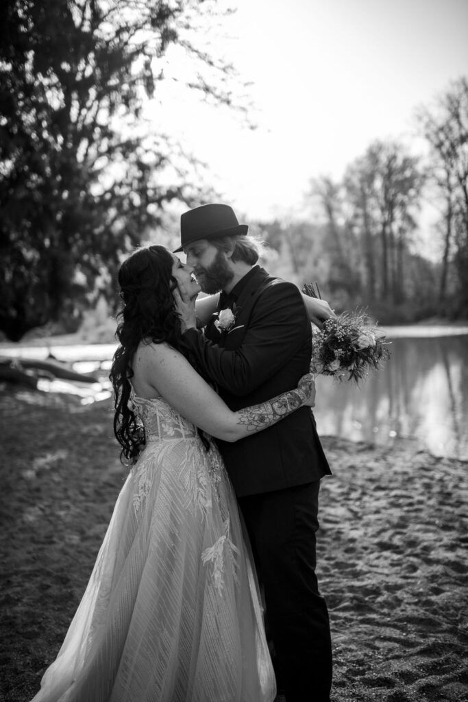 Bride and grooms Snohomish County wedding bride and groom portraits