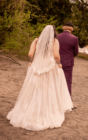 Bride and grooms first look for Snohomish County wedding in Washington