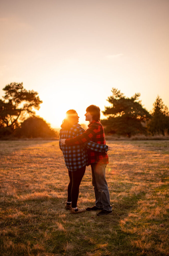 sunset engagement photos at discovery park in seattle